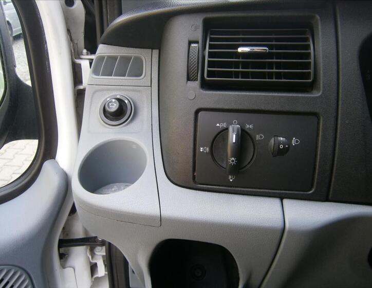 Ford Transit 14