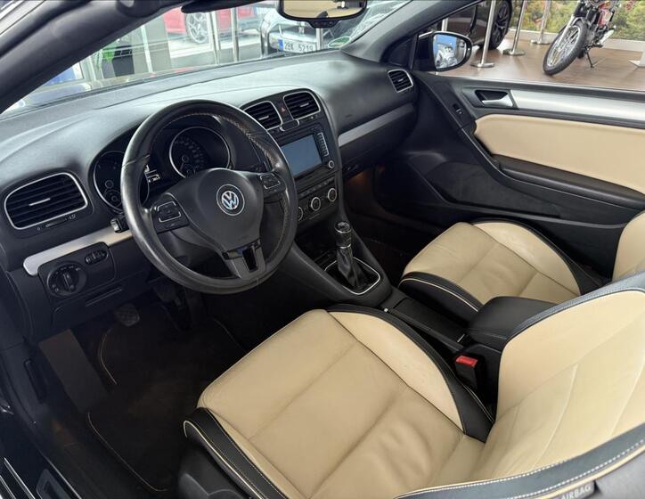 Volkswagen Golf 13