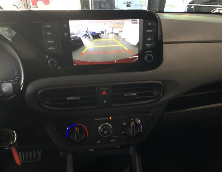 Hyundai i10 33