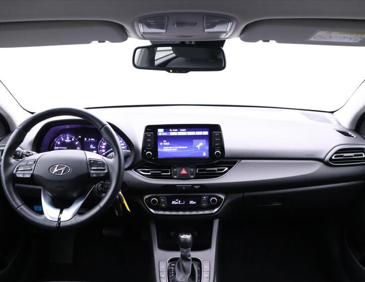 Hyundai i30 28