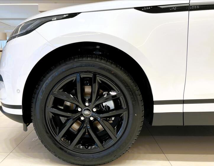 Land Rover Range Rover Velar 3