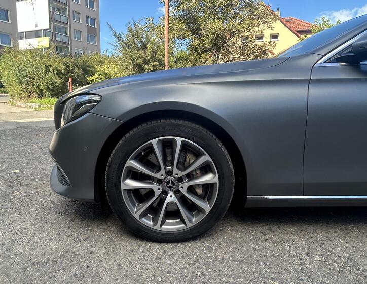 Mercedes-Benz Třídy E 14