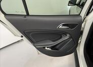 Mercedes-Benz GLA 25
