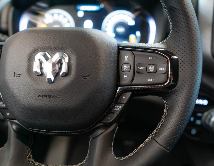 Dodge RAM 16