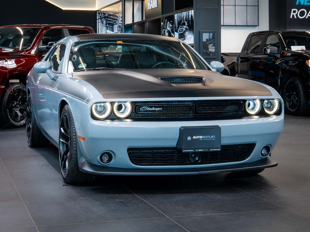 Dodge Challenger