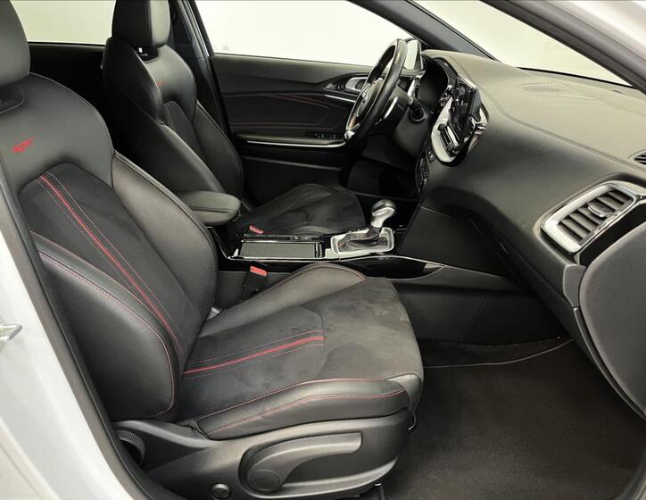 KIA ProCeed 26