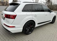 Audi SQ7 20