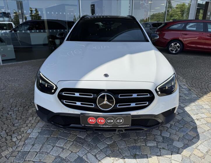 Mercedes-Benz Třídy E 2