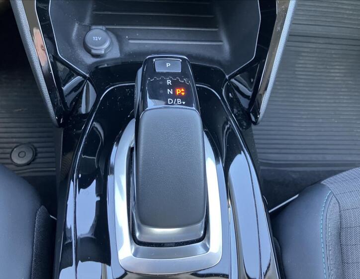 Peugeot 2008 13