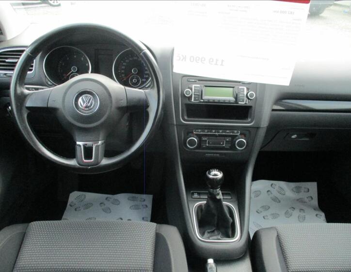 Volkswagen Golf 16