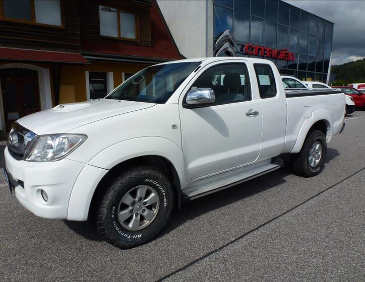 Toyota Hilux 1