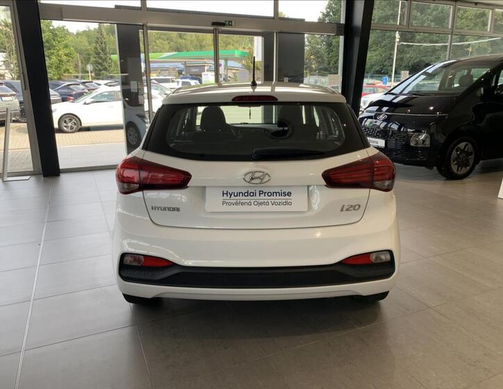 Hyundai i20 6