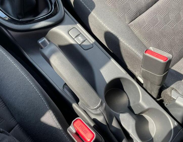 Toyota Yaris 28