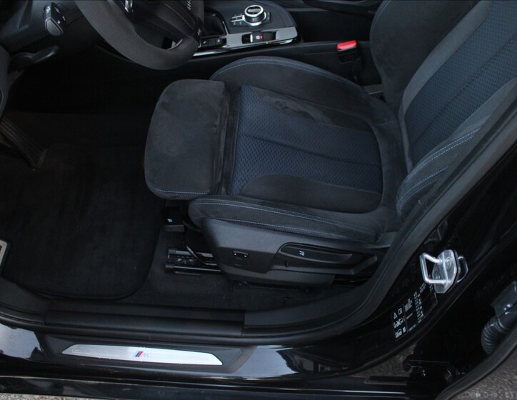BMW X1 19