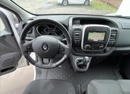 Renault Trafic 8