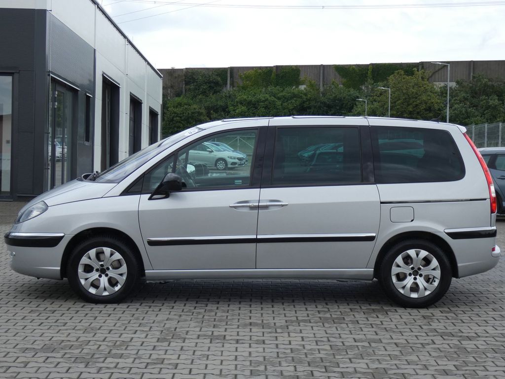 Citroën C8