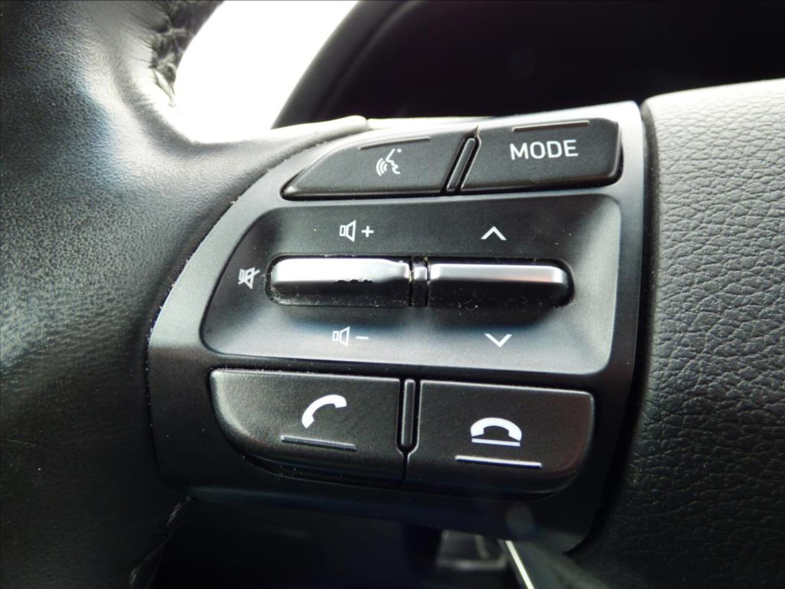 Hyundai i30 22