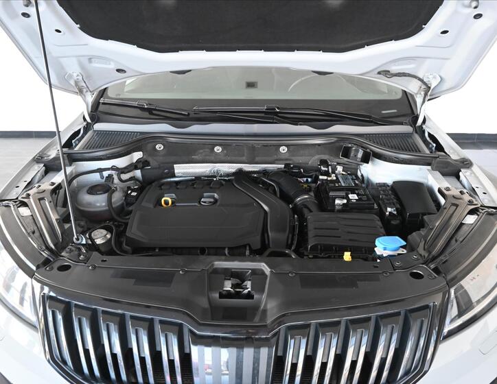 Škoda Karoq 5