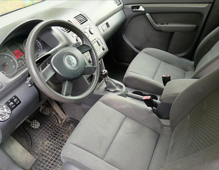 Volkswagen Touran 20