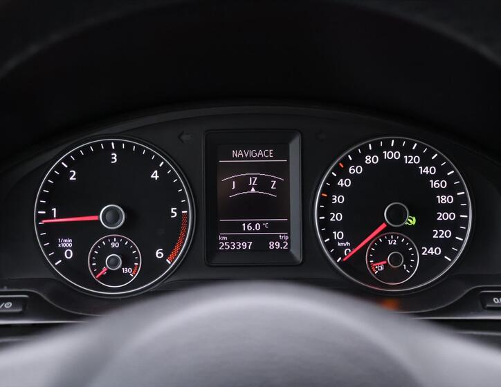 Volkswagen Caravelle 16