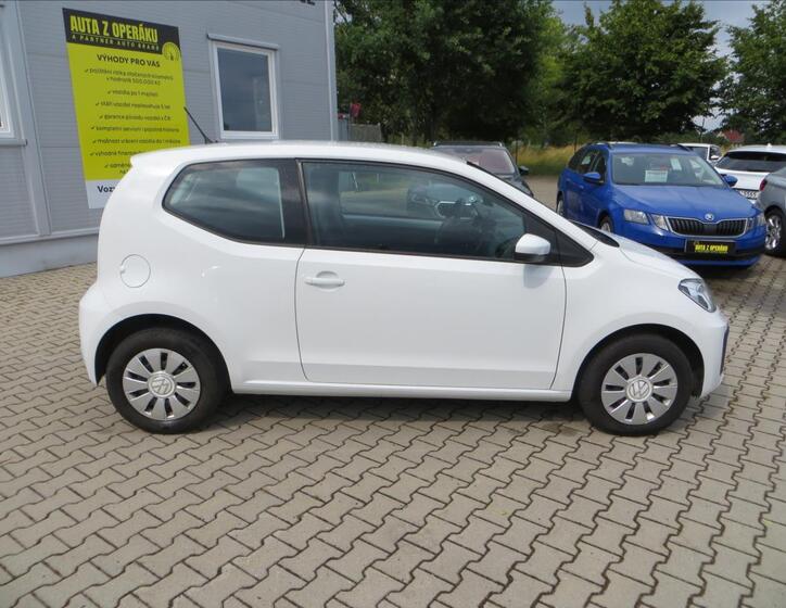 Volkswagen up! 8