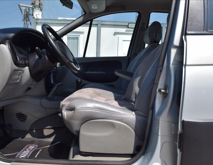 Renault Scénic 15