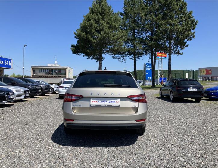 Škoda Superb 5