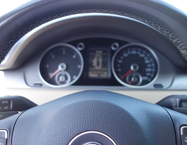Volkswagen Passat 16