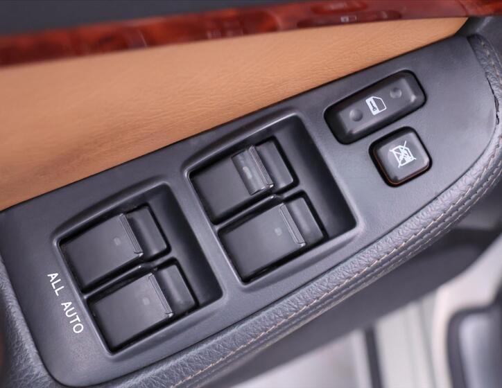 Toyota Avensis 15
