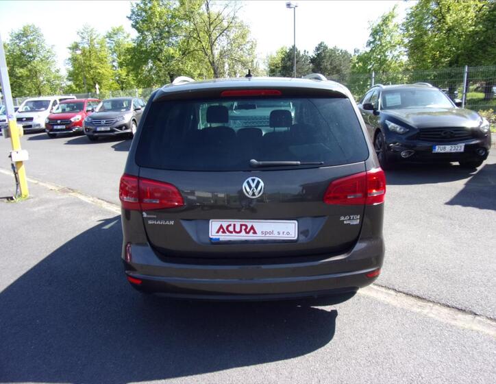 Volkswagen Sharan 4