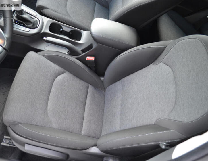 Hyundai i30 19