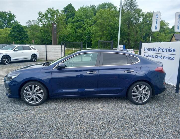 Hyundai i30 4