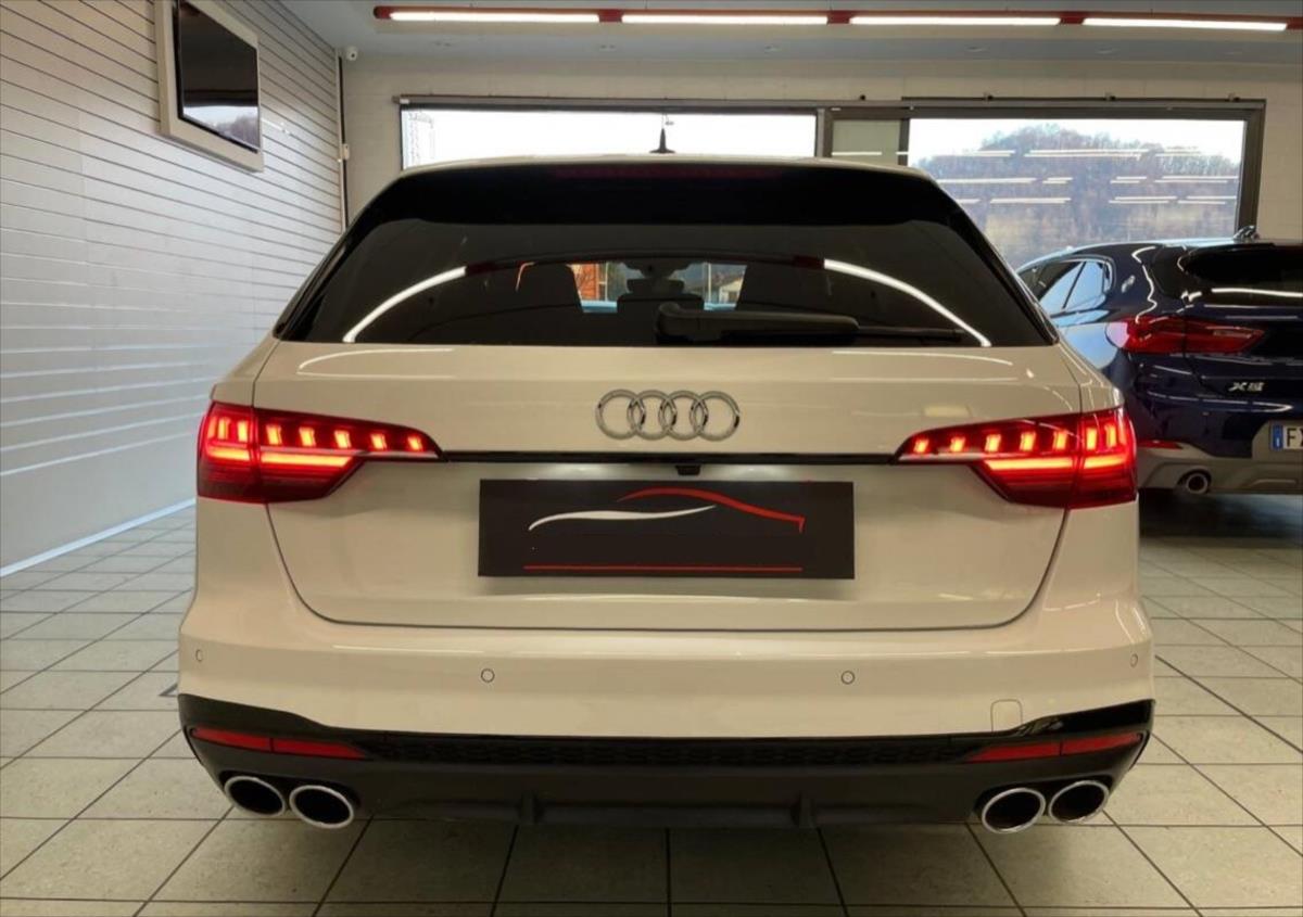 Audi S4