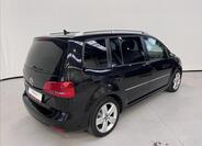 Volkswagen Touran 2