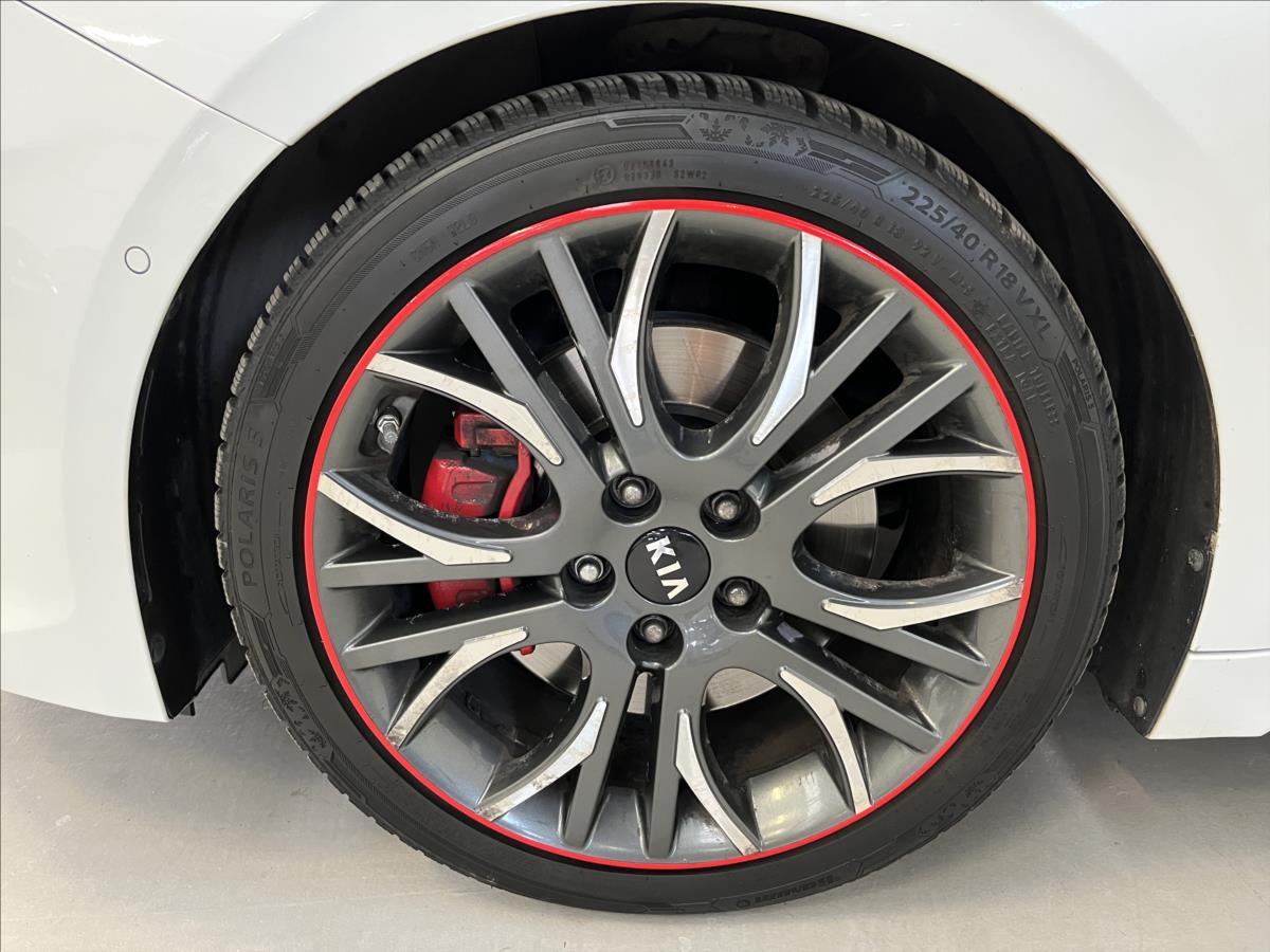 KIA ProCeed