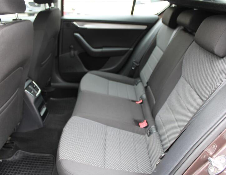 Škoda Octavia 11