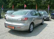 Mazda 3 4