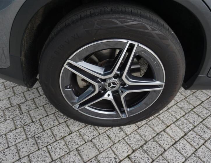 Mercedes-Benz GLC 7
