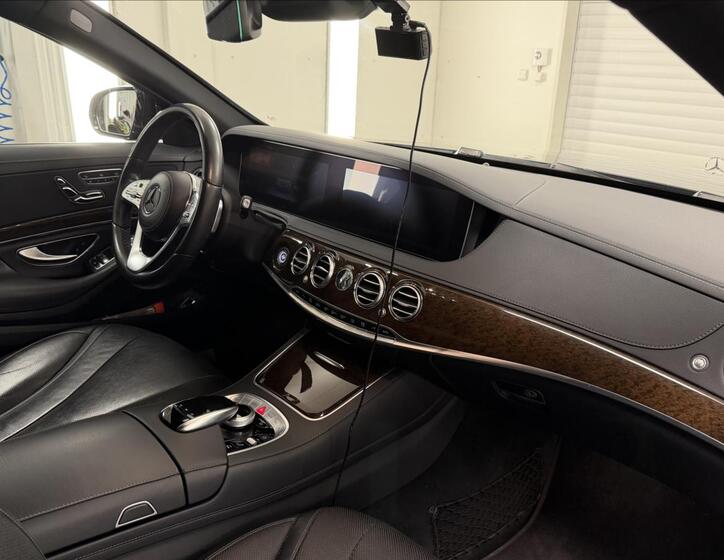 Mercedes-Benz Třídy S 8