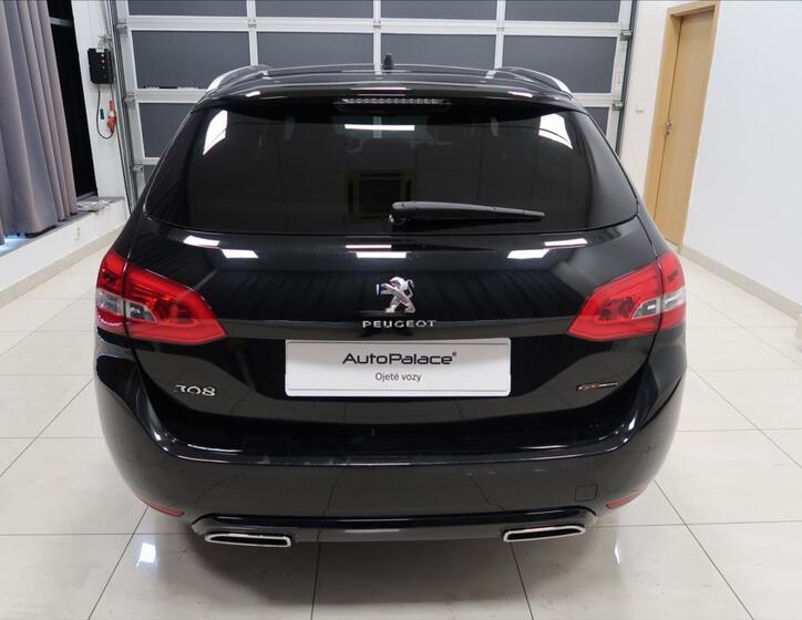 Peugeot 308 5