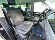 Volkswagen Multivan 12