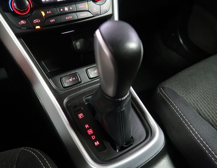 Suzuki SX4 28