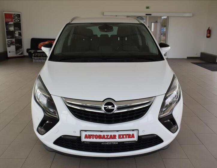 Opel Zafira 2