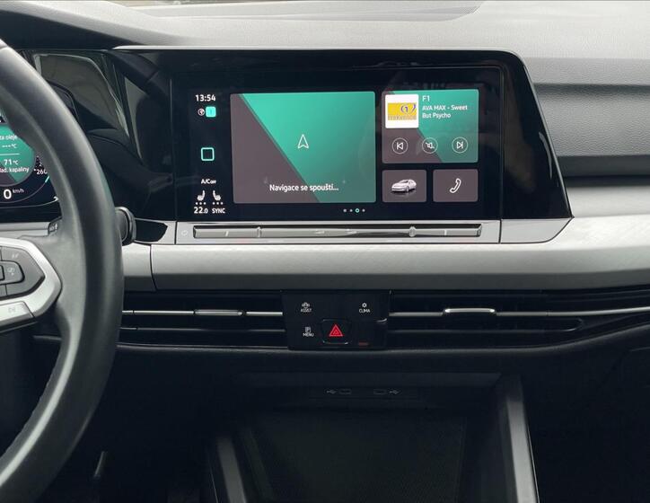 Volkswagen Golf 11