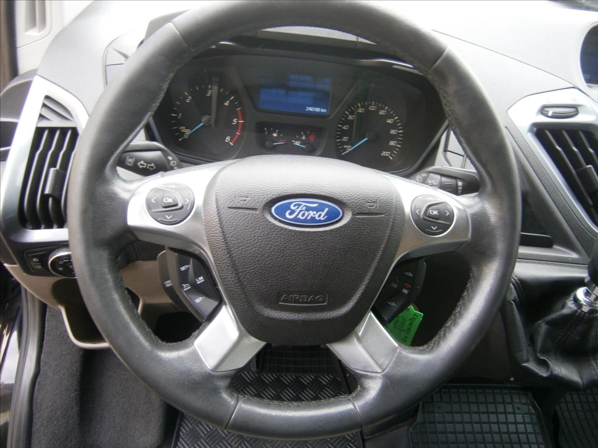 Ford Tourneo Custom