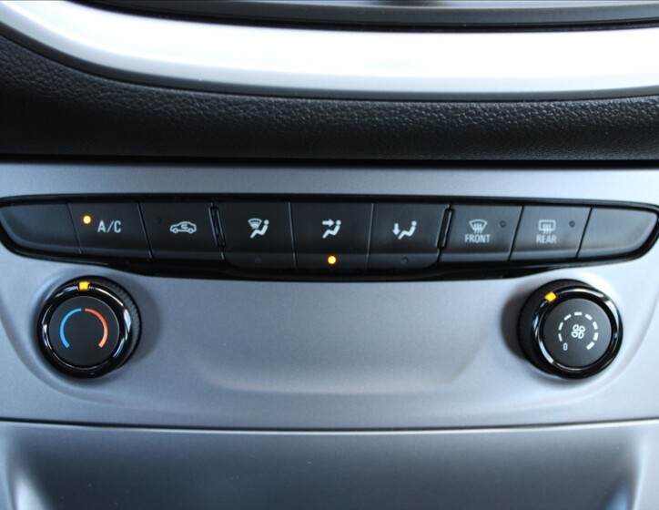 Opel Astra 18