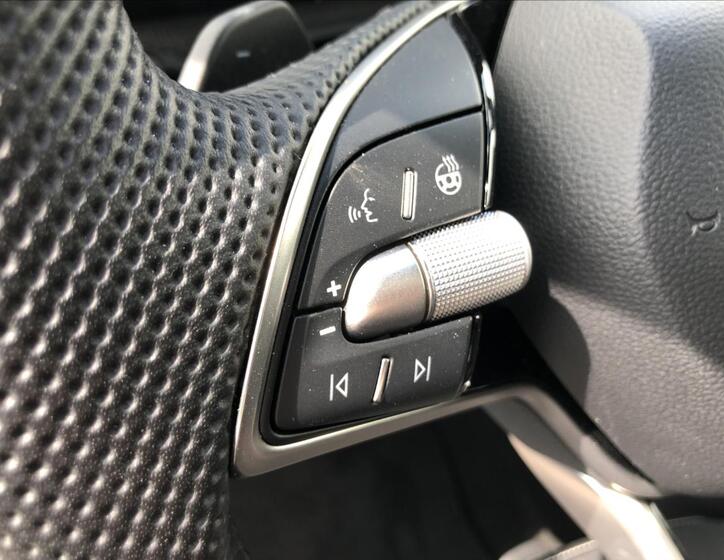 Škoda Fabia 16