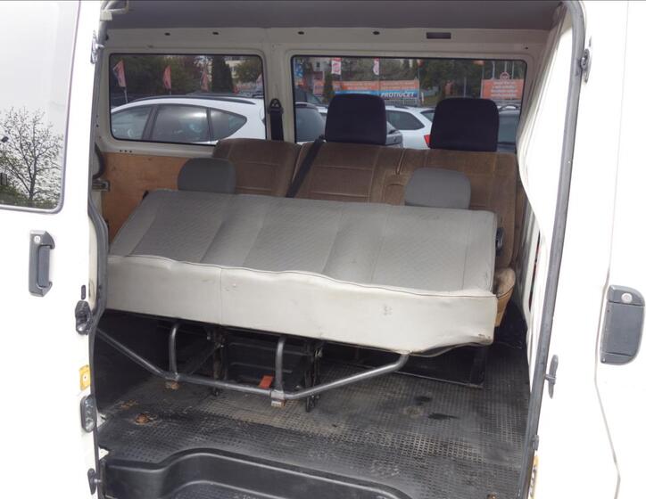 Volkswagen Transporter 13