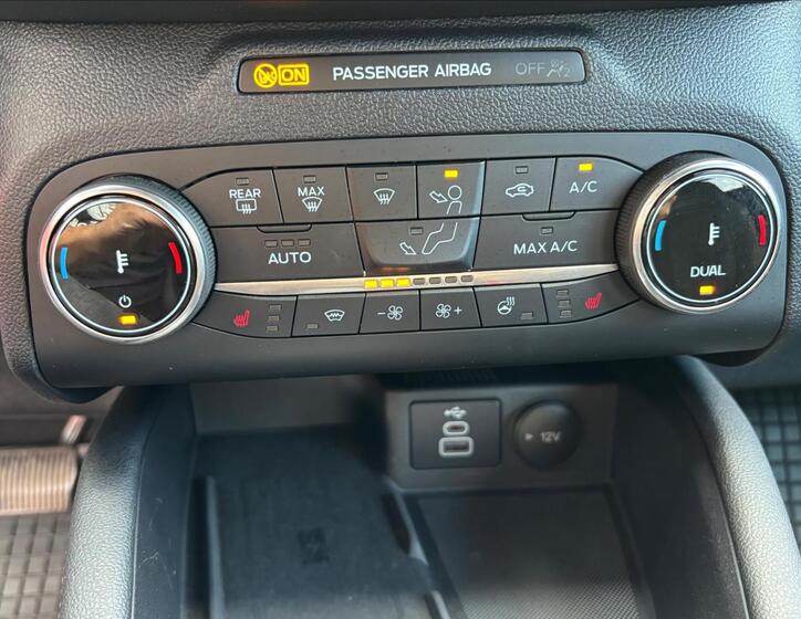 Ford Kuga 33
