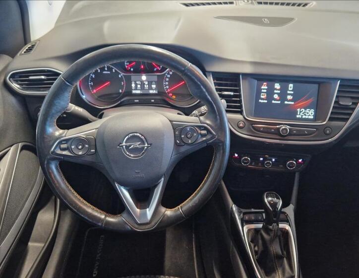Opel Crossland X 22